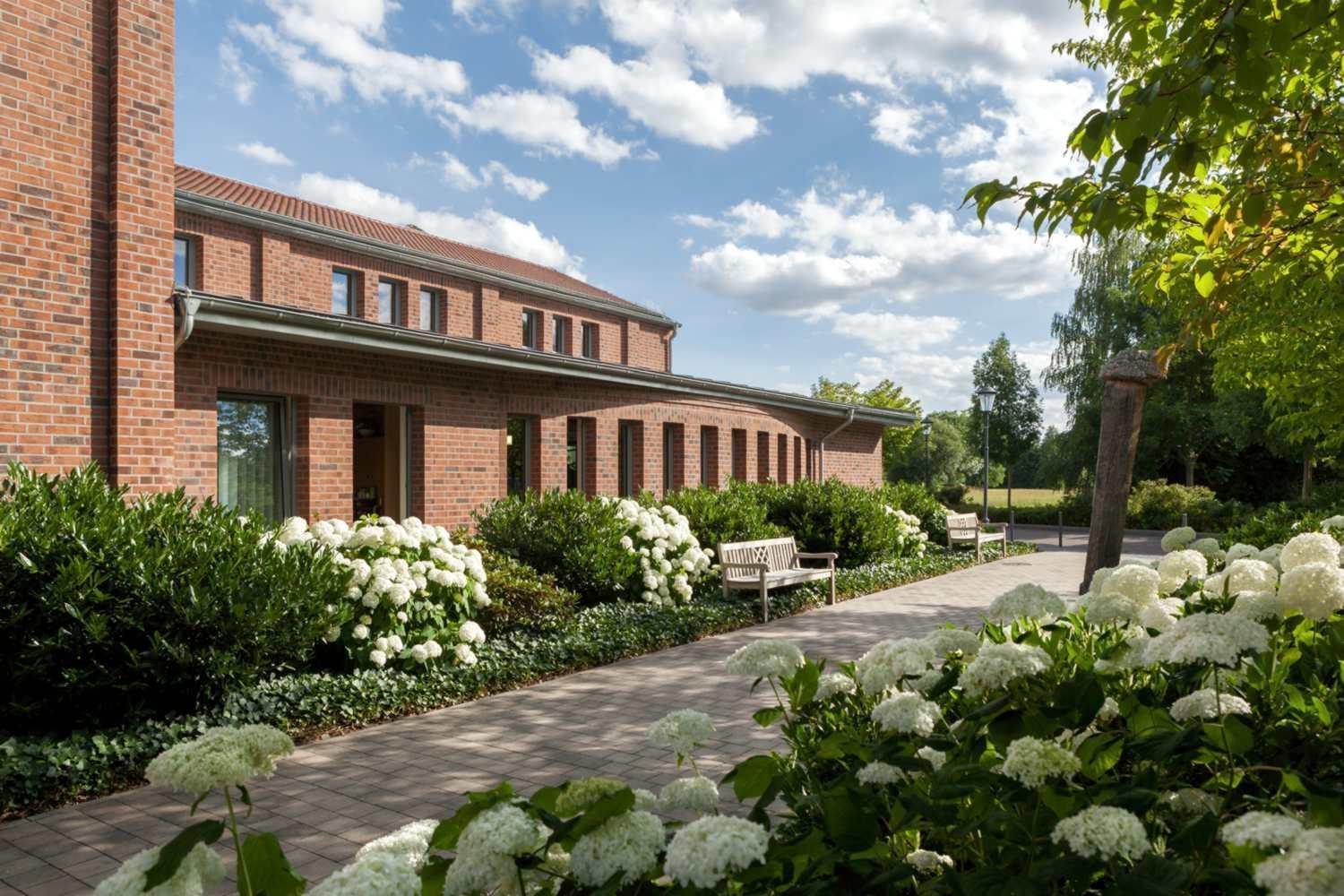 Kurhotel Bad Schmiedeberg Exteriör bild